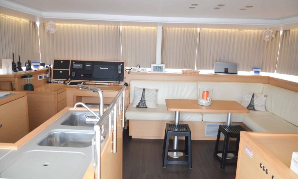 Lagoon 450 Memorable Cruising Experience in Singapore Strait! - Image 16