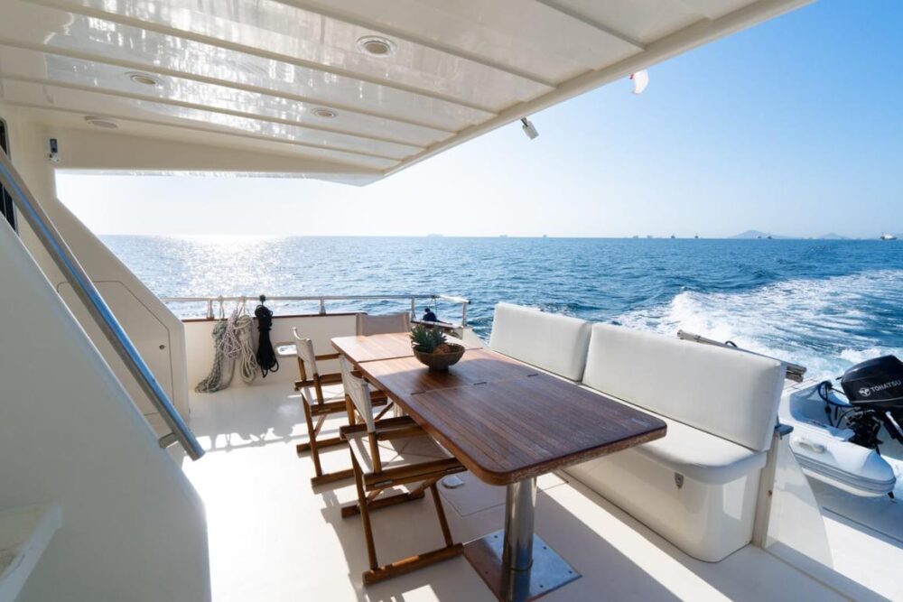 73ft Astondoa Premium Yacht at Affordable Rate - Image 14