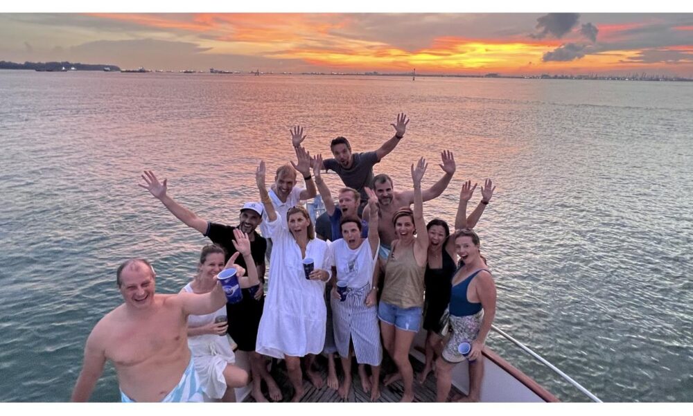 Luxury Grand Banks 42 Yacht Charters in Singapore with Professional Captain - Image 20