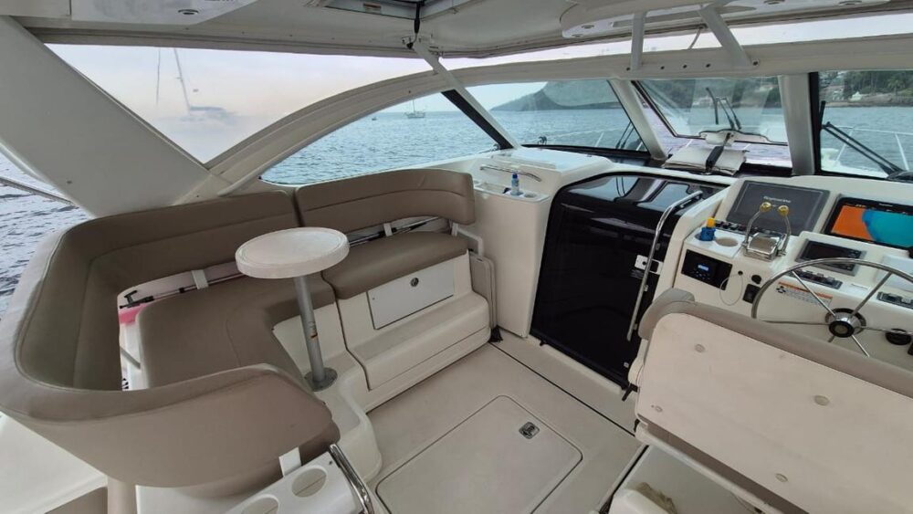 Luxury 45ft Tiara Motor Yacht in Panama, Panama - Image 10
