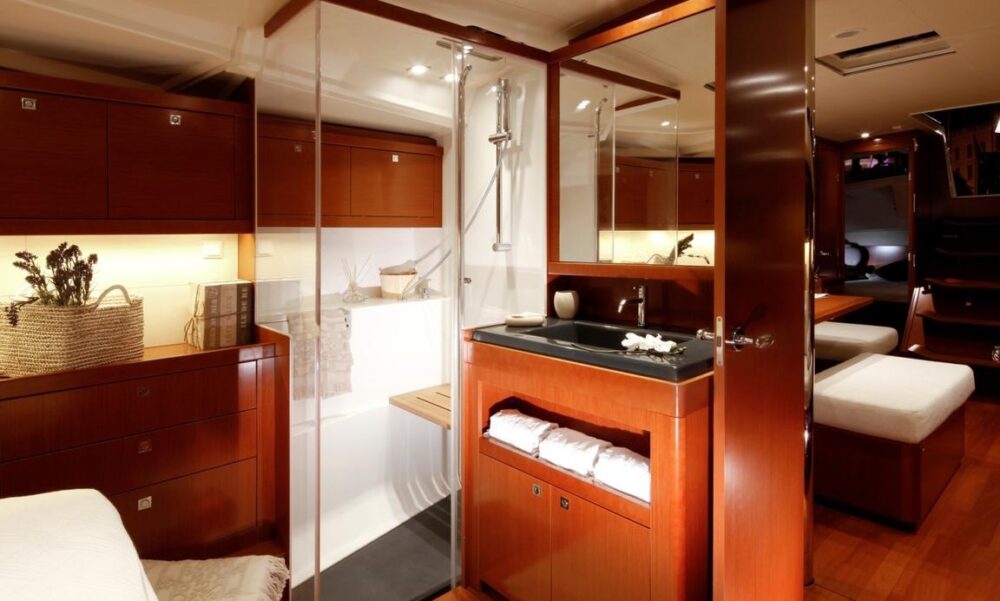 Beneteau Oceanis 48 in Coron, Palawan - Image 10