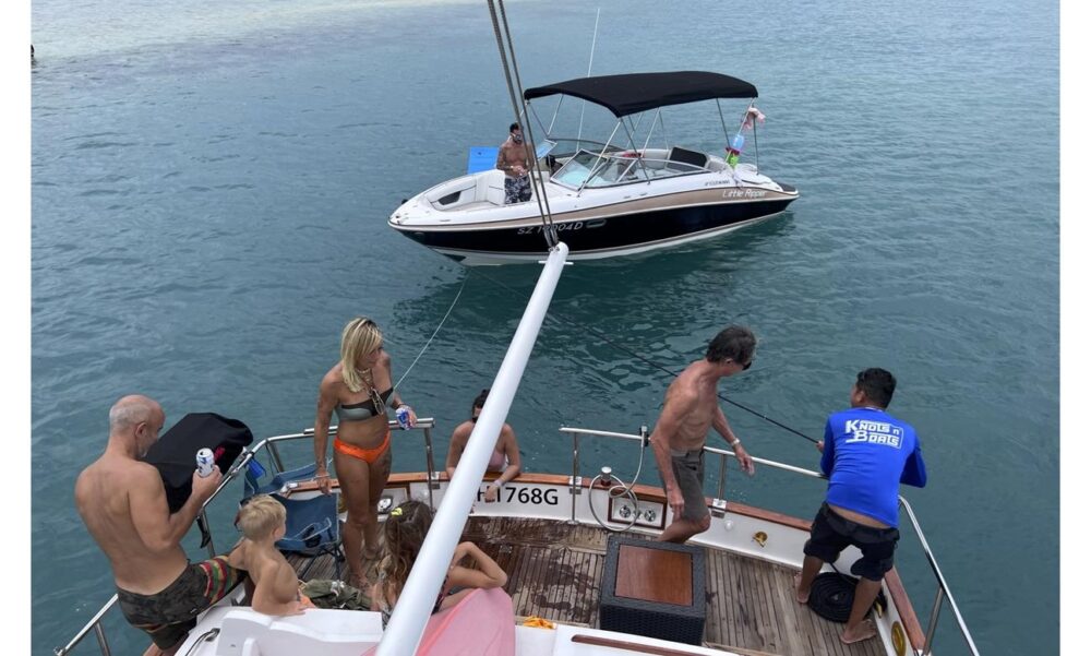 Luxury Grand Banks 42 Yacht Charters in Singapore with Professional Captain - Image 19