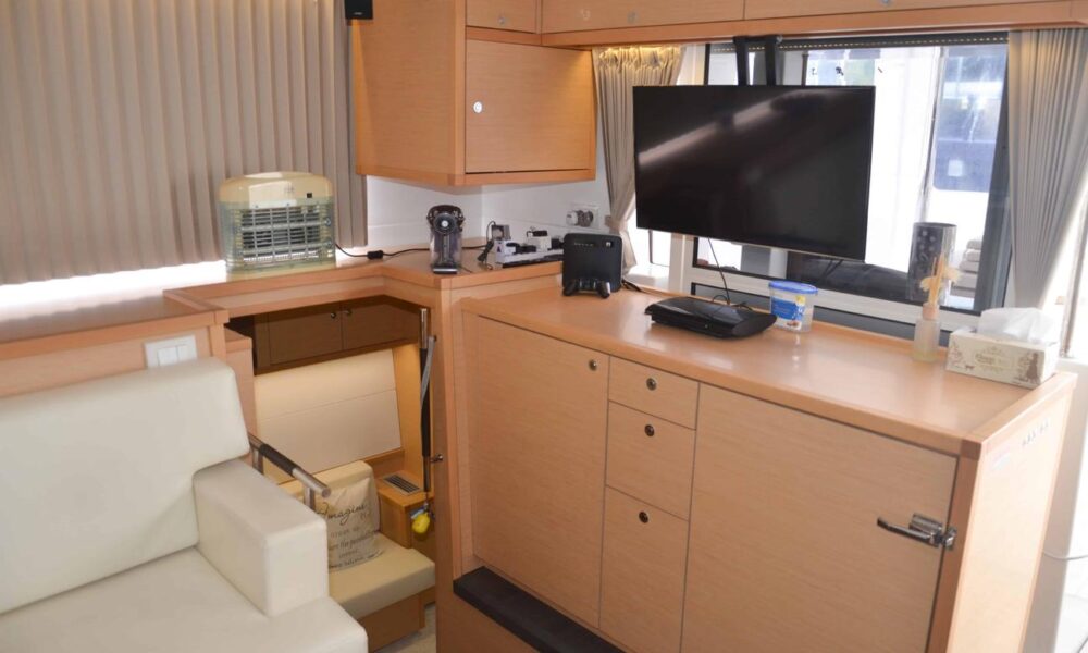 Lagoon 450 Memorable Cruising Experience in Singapore Strait! - Image 14