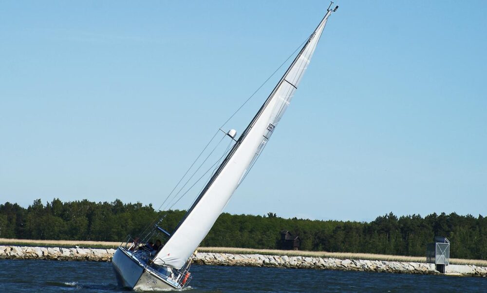 IRS CHALLENGER (Ex. SAILFISHER), Cruising Monohull rental in Gdańsk - Image 9