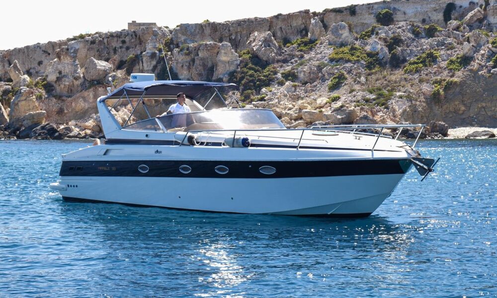 41' Ilver Mirable Motor Yacht Rental in Mellieha, Malta - Image 23
