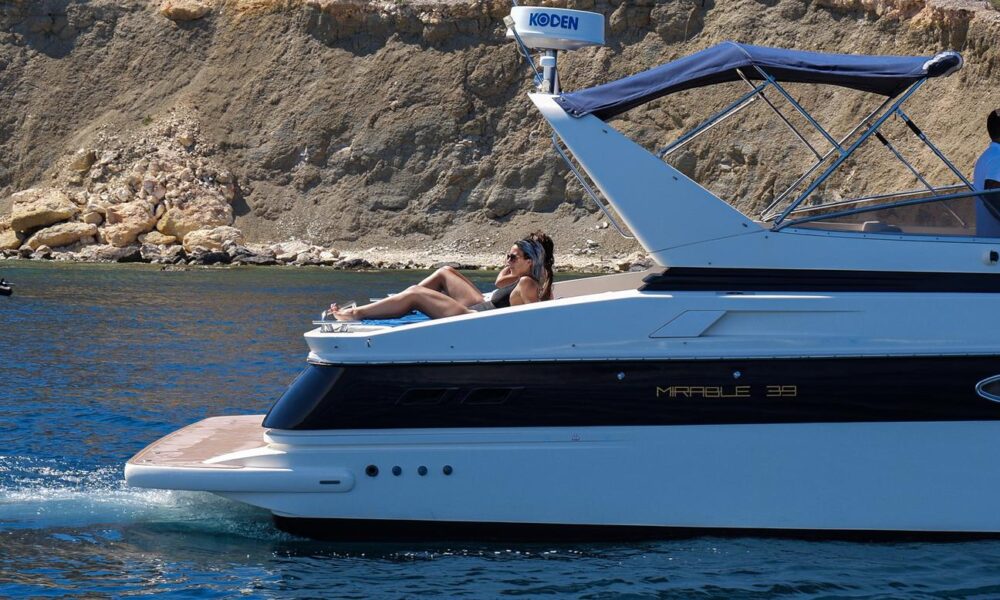 41' Ilver Mirable Motor Yacht Rental in Mellieha, Malta - Image 22