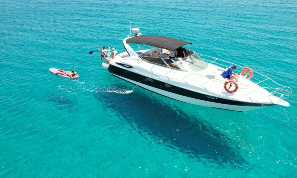 Cornelia Luxury Yacht Cruiser - Premium Blue Lagoon Charters in Protaras, Cyprus - Image 11