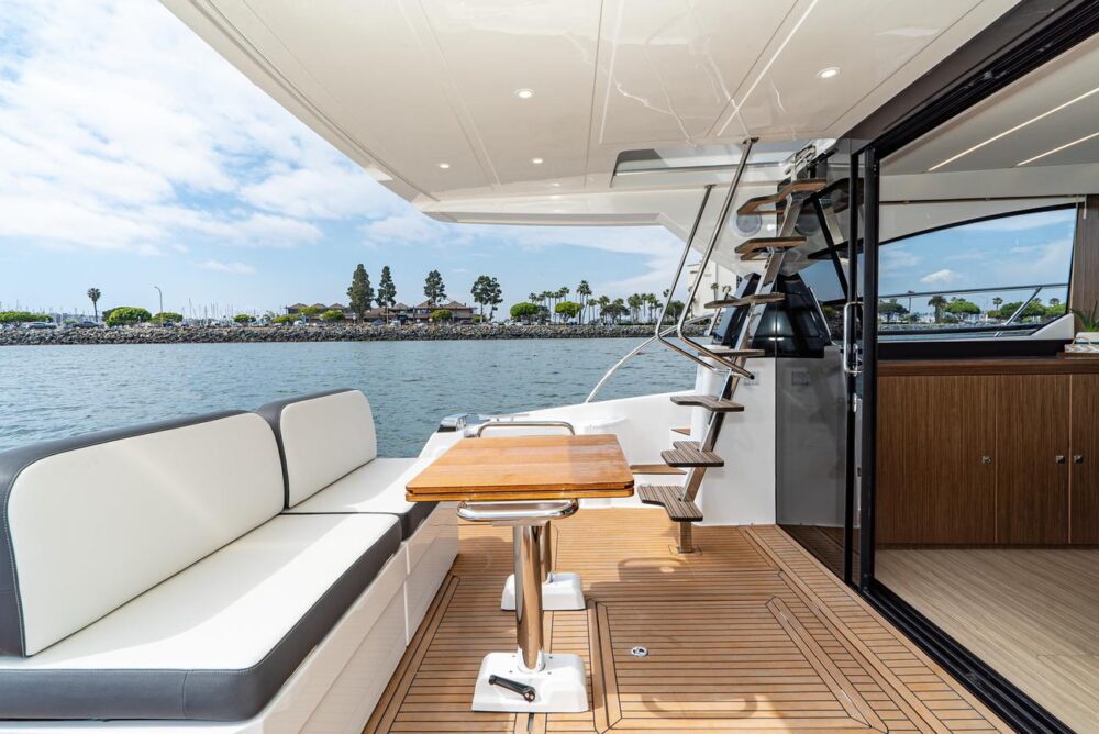 Charter and cruise in Stockholm on a flybridge Yacht - Image 10