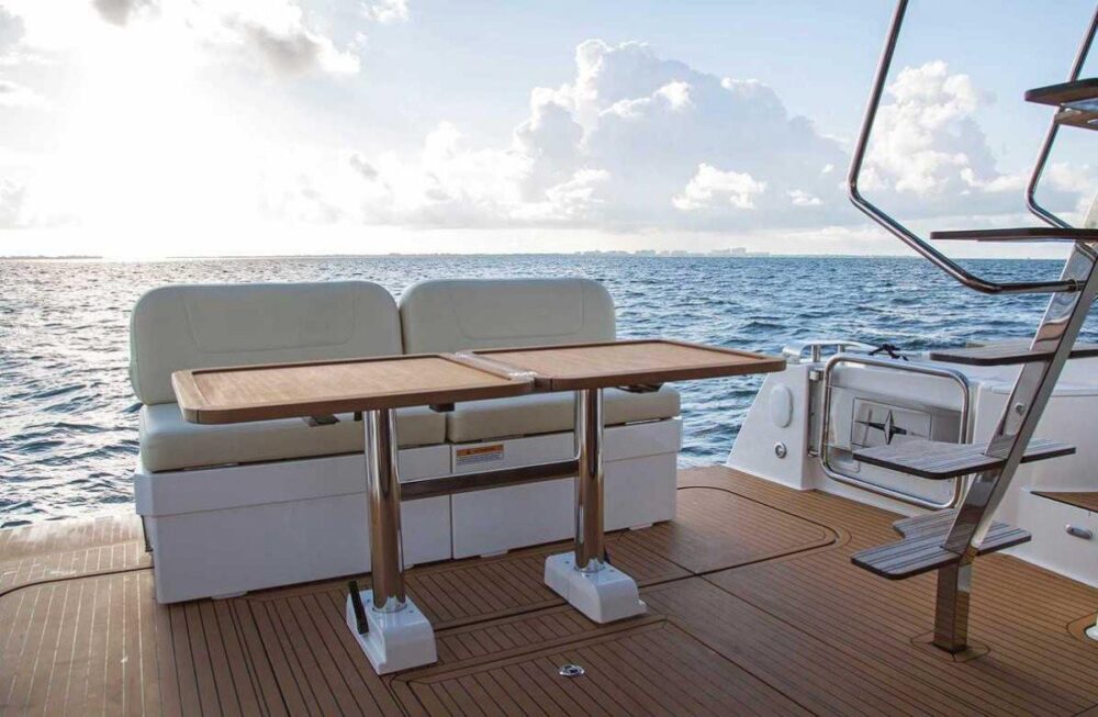Charter and cruise in Stockholm on a flybridge Yacht - Image 9