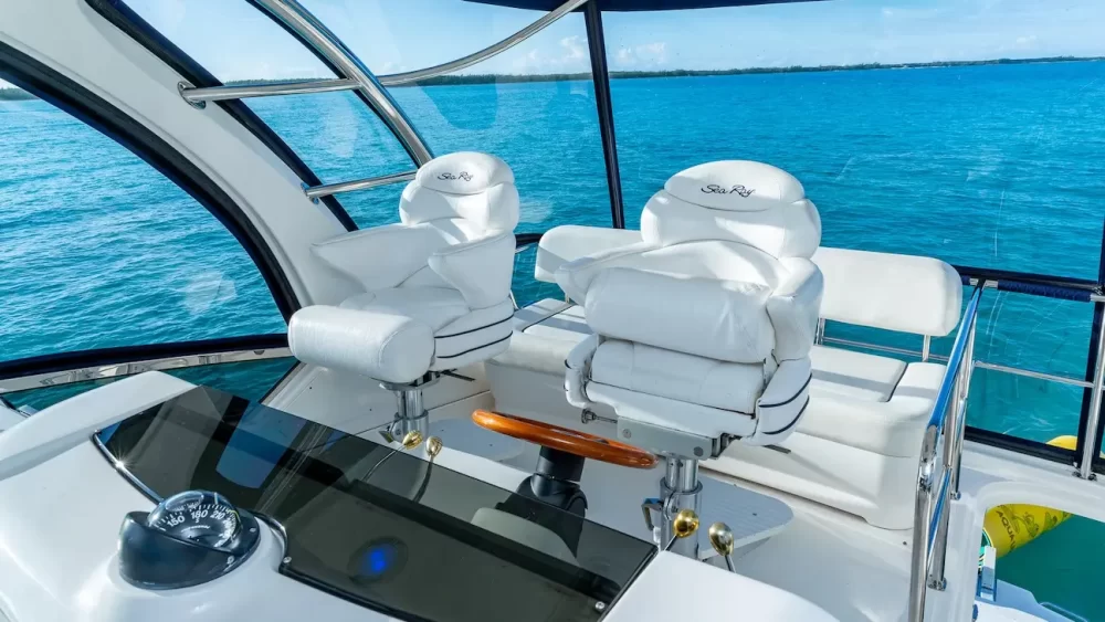 Luxury 55' Yacht Charter in Nassau Bahamas - All-Inclusive Adventures - Image 10