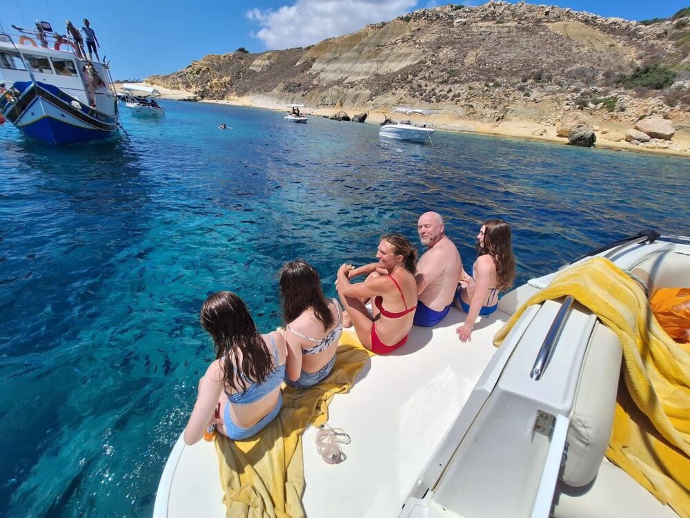 Private Day Trip - Air-Conditioned Cabin Cruiser - Fun, Stylish, Comfortable - Image 17