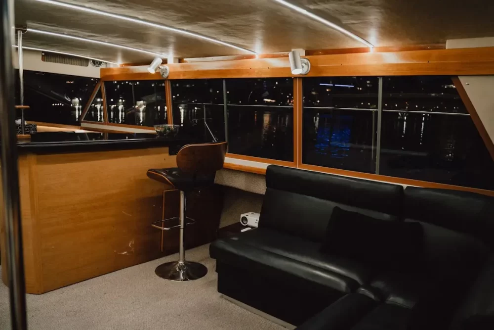 45ft Yacht with a Professional Photographer | Vancouver or Deep Cove - Image 29