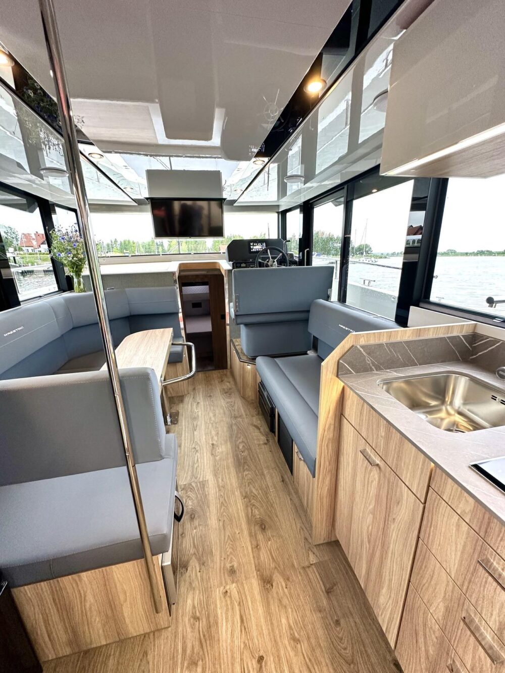 Maestro 42 Cobra Yacht - 2024, 80KM - Imagen 10