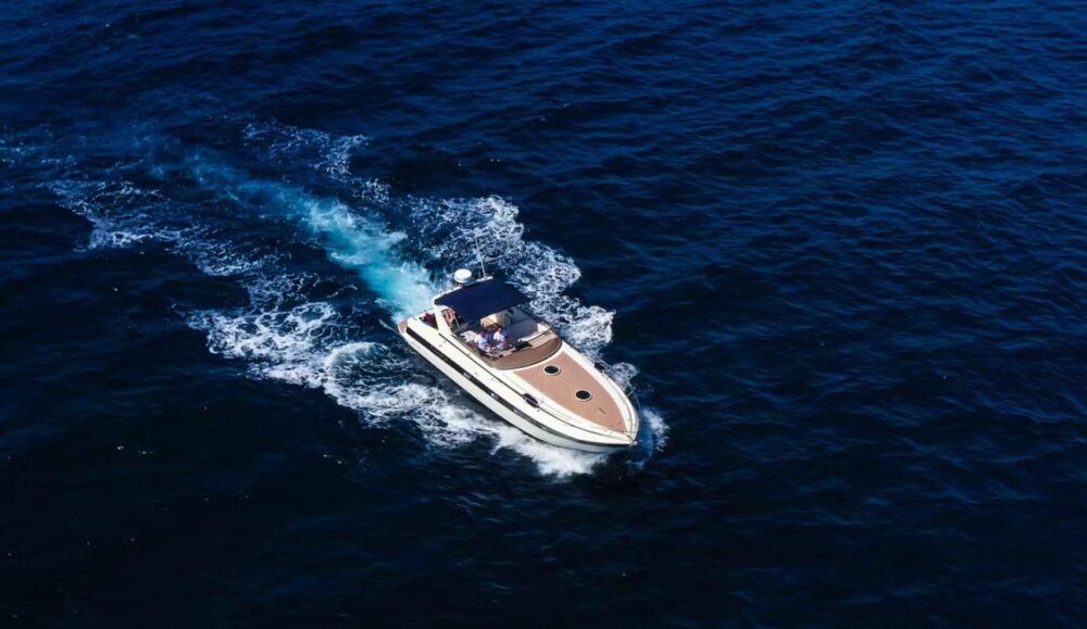 41' Ilver Mirable Motor Yacht Rental in Mellieha, Malta - Image 3