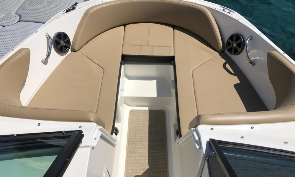 Luxury Sea Ray 210 Boat Rental in Protaras - Private Cyprus Coastal Cruises - Image 7