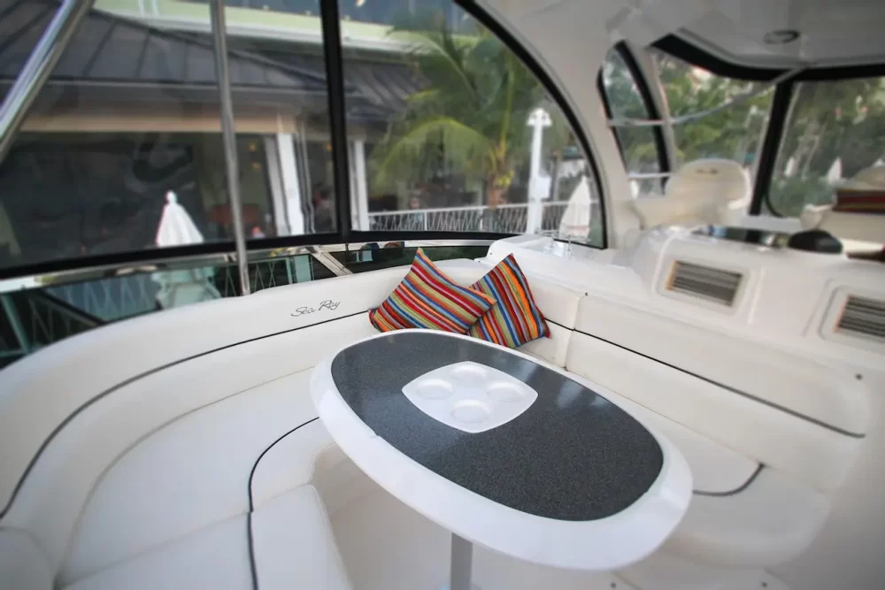 Luxury 55' Yacht Charter in Nassau Bahamas - All-Inclusive Adventures - Image 7