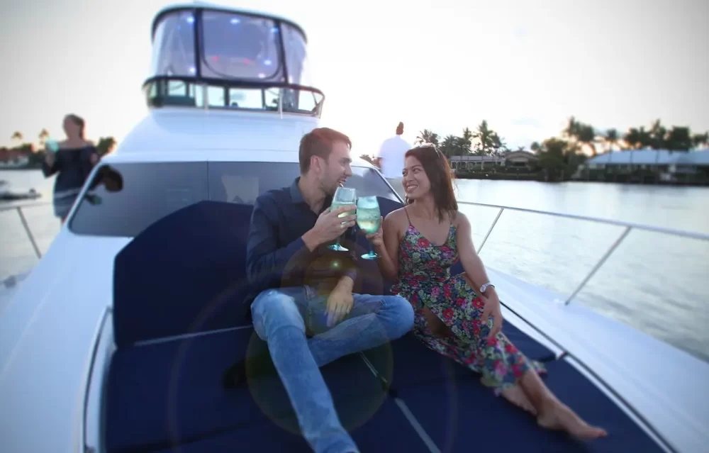 Luxury 55' Yacht Charter in Nassau Bahamas - All-Inclusive Adventures - Image 6
