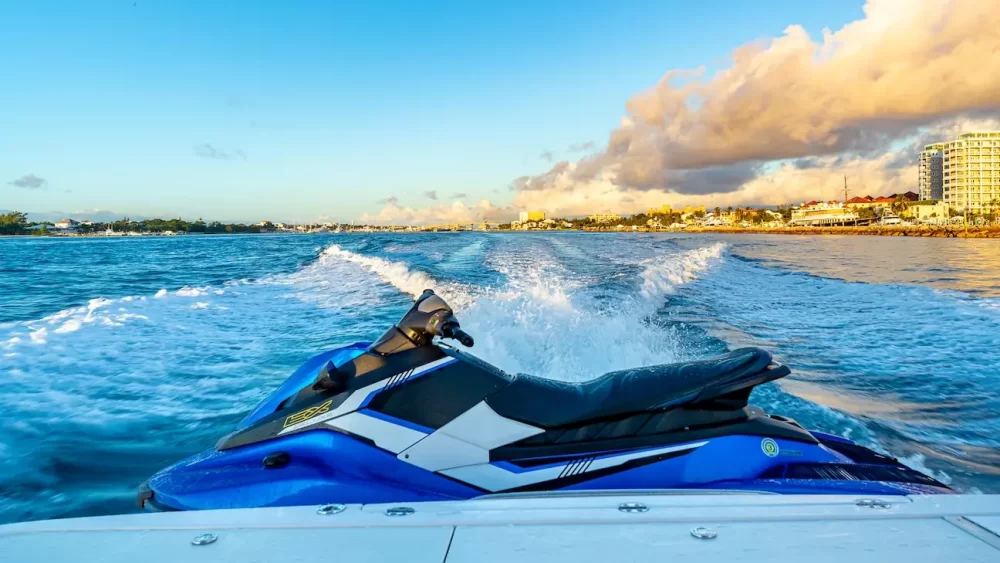 Luxury 55' Yacht Charter in Nassau Bahamas - All-Inclusive Adventures - Image 2