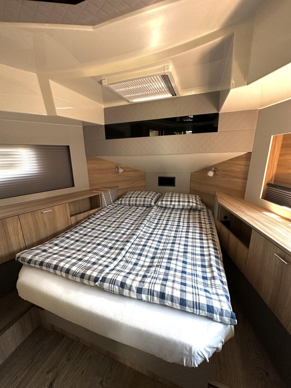 Maestro 42 Cobra Yacht - 2024, 80KM - Imagen 9