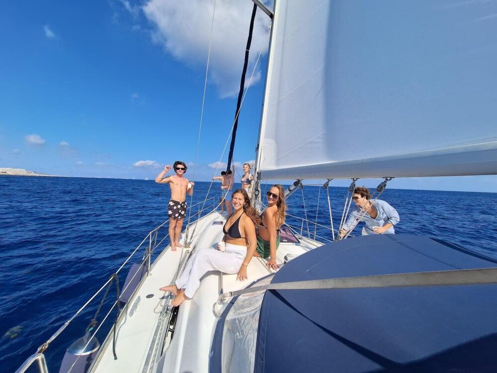 Private Sailing Yacht - Day Charter - Bavaria 42 Cruiser