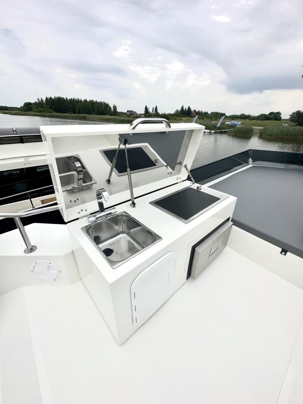 Maestro 42 Cobra Yacht - 2024, 80KM - Imagen 5