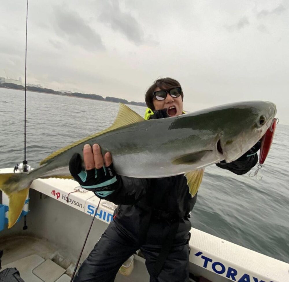 Osaka Fishing Charter: Expert-Led Deep-Sea Fishing Tours with Captain Yoshi
