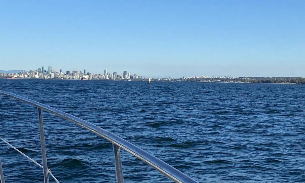 Fairline Squadron 62 Foot Luxury Motor Yacht Experience in Downtown Vancouver - Image 20