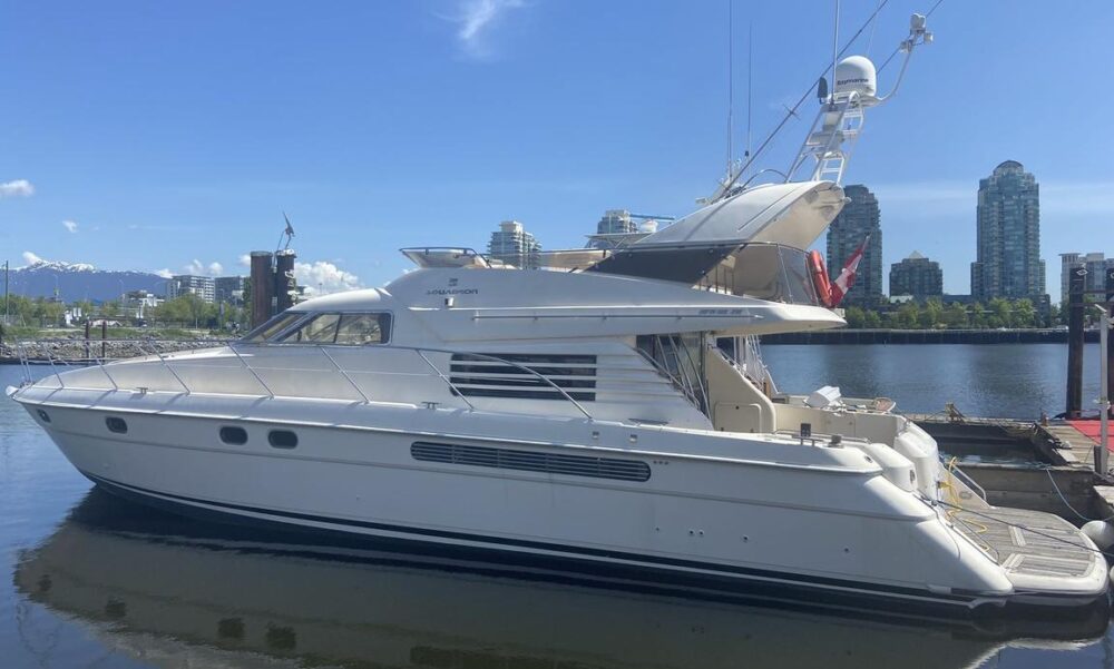 Fairline Squadron 62 Foot Luxury Motor Yacht Experience in Downtown Vancouver - Image 29