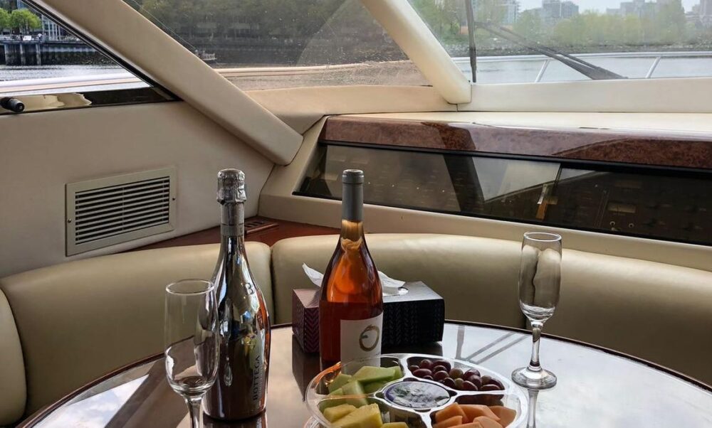 Fairline Squadron 62 Foot Luxury Motor Yacht Experience in Downtown Vancouver - Image 2