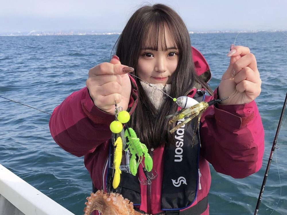 Osaka Fishing Charter: Expert-Led Deep-Sea Fishing Tours with Captain Yoshi - Image 7