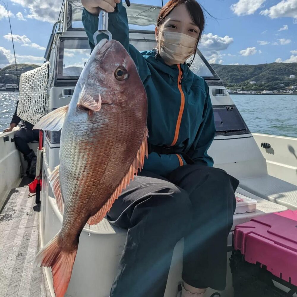 Wonderful Private Fishing Charter in Osaka Bay!! - Image 9