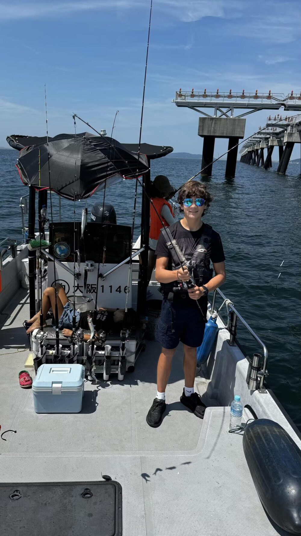 Osaka Bay Fishing Charter: Flexible 4-Hour Private Tours with Restaurant Preparation Option - Image 12