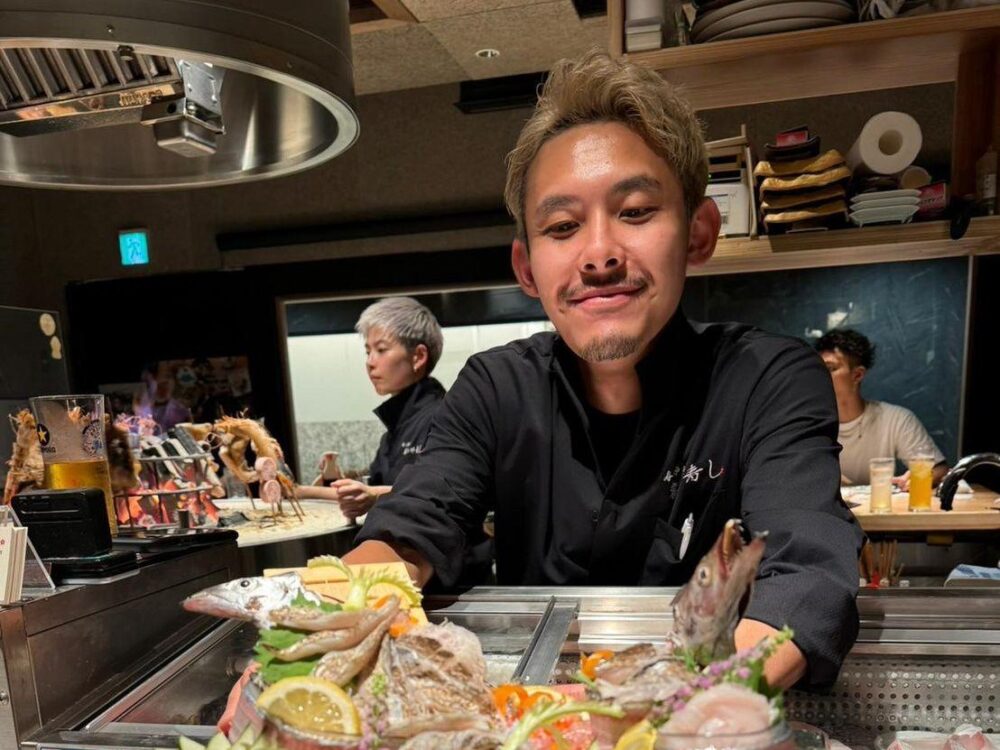 Osaka Bay Fishing Charter: Flexible 4-Hour Private Tours with Restaurant Preparation Option - Image 11