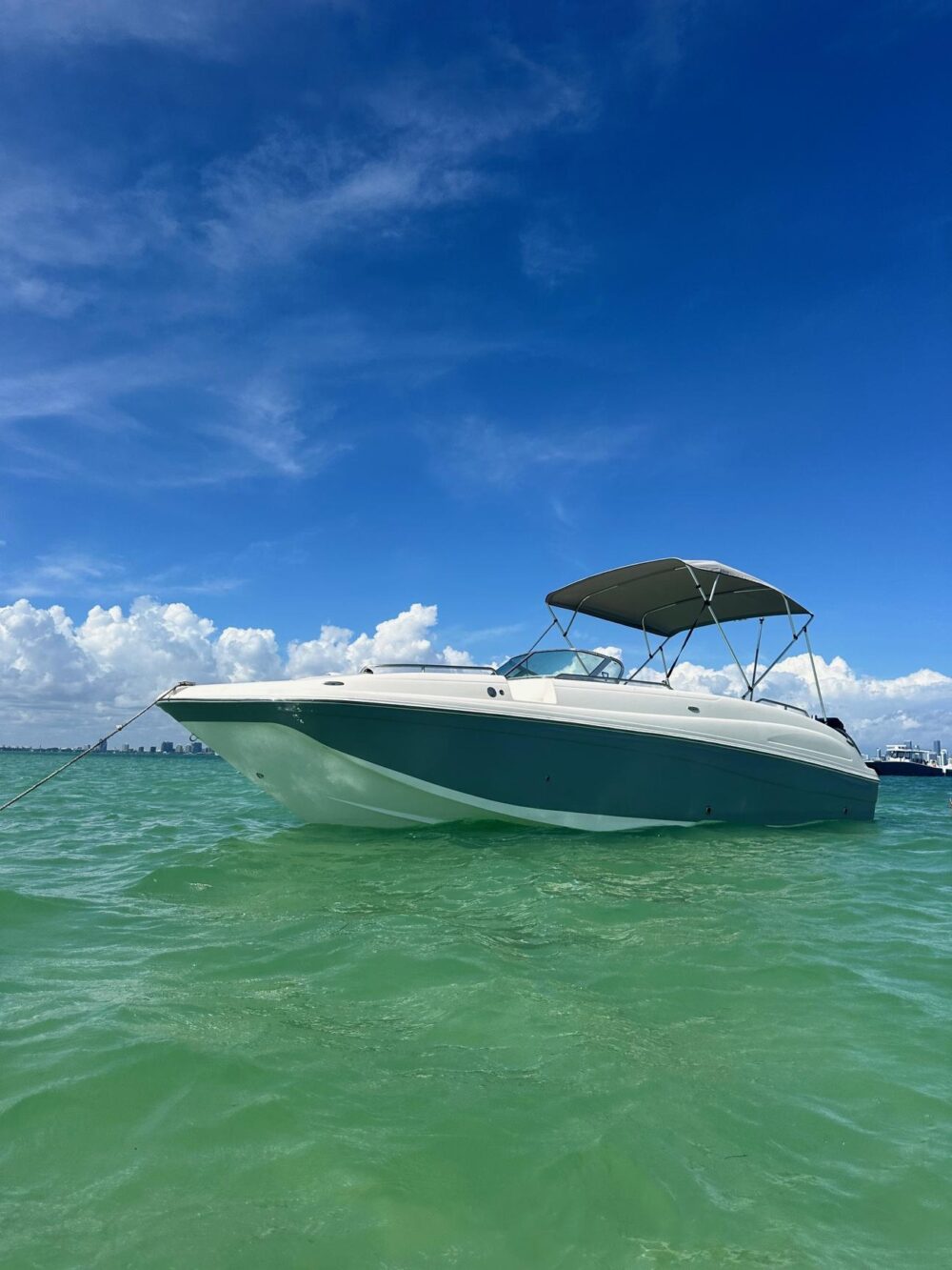 Rent This Beautiful Hurricane 30ft Boat