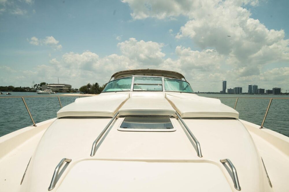 50’ SeaRay Private Yacht Charter — Free Hour & Free Jet Ski Weekday Promos! - Imagen 14