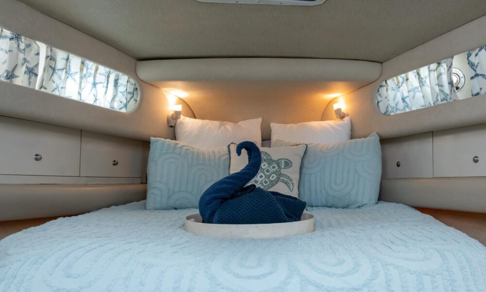 Sea Ray 50' Private Yacht Charter in Miami - Get 1 Hour Free Monday-Thursday - Imagen 10