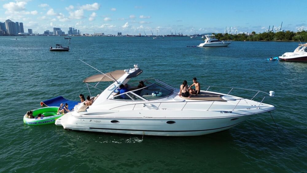 Great 37' cruiser for a fun day on the water!! - Imagen 14