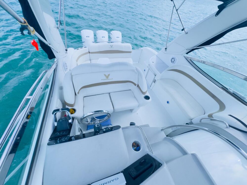 Enjoy your day with with our Formula 40ft Yacht - Up to 13 people in Miami! - Imagen 26