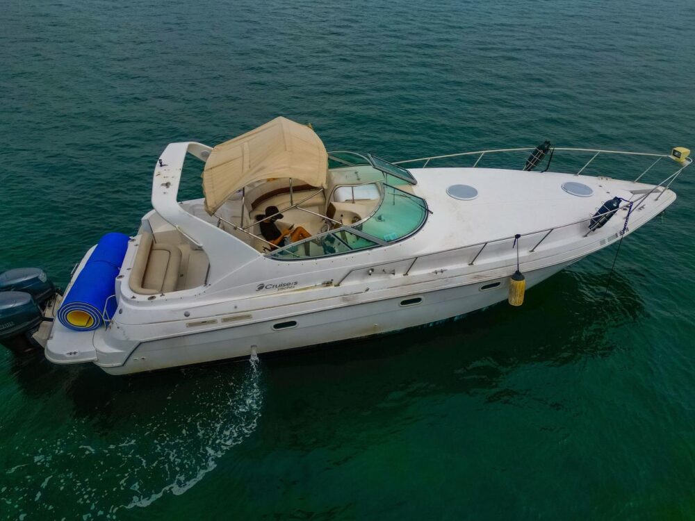 Enjoy 37ft Cruiser Yacht in Miami with discounted price! - Imagen 30