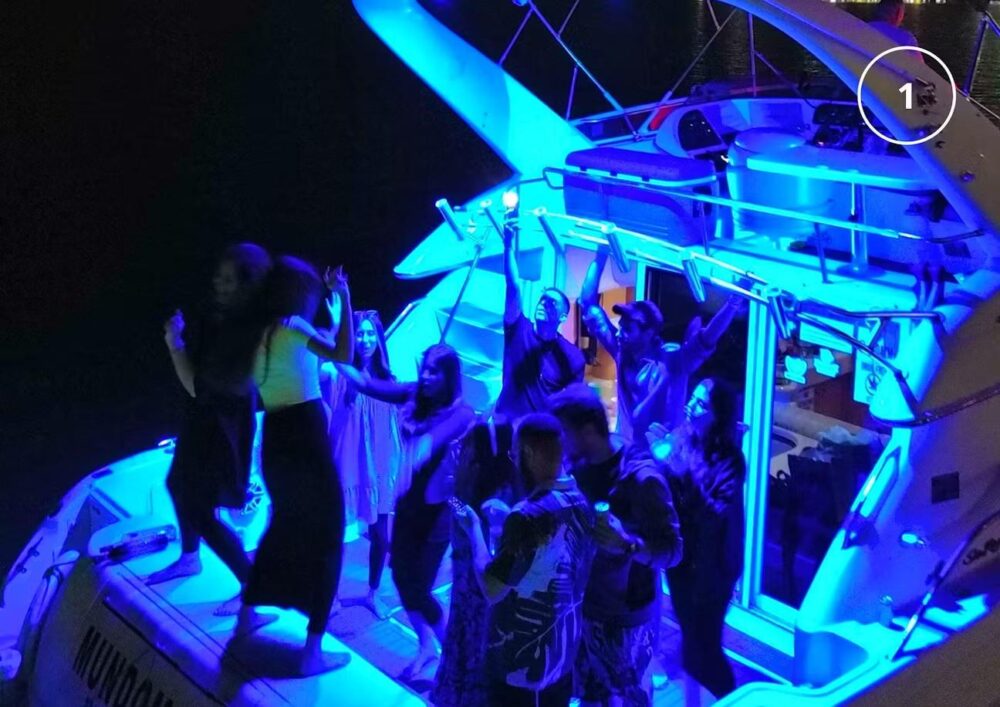 50’ Flybridge - Up to $100 OFF or 1 FREE JETSKI* - Imagen 30