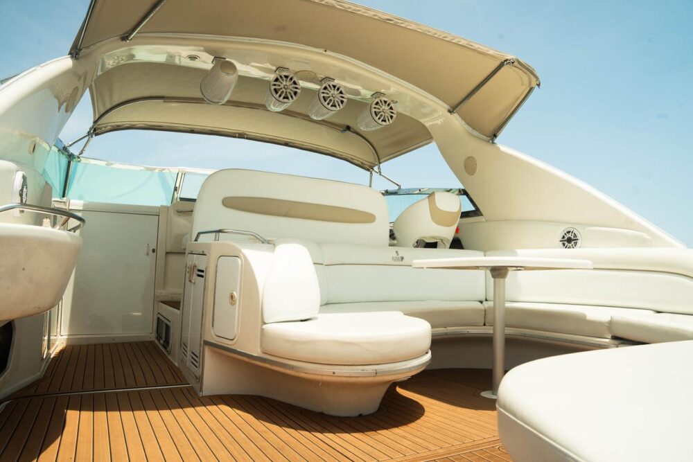 50’ SeaRay Private Yacht Charter — Free Hour & Free Jet Ski Weekday Promos! - Imagen 9