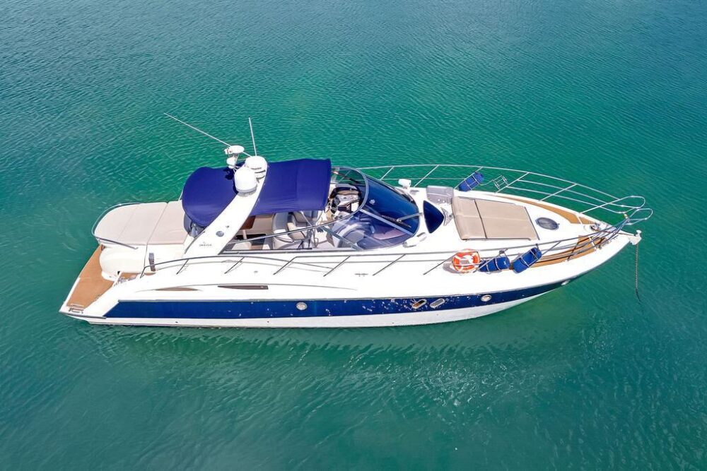 LUXURY YACHT Cruise & Save – 1 Free Hour or FREE Jetski from Monday to Thursday! - Imagen 3