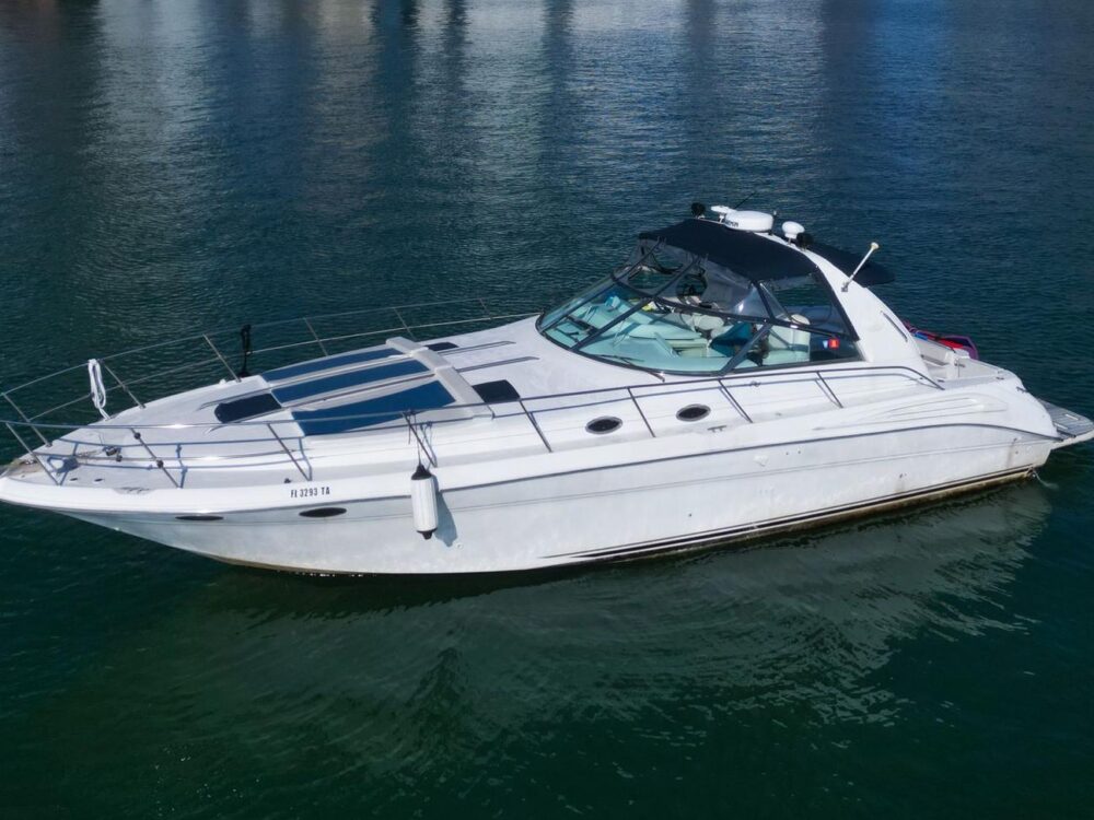 Enjoy Miami In Sundancer 44ft Motor Yacht!!! - Imagen 6