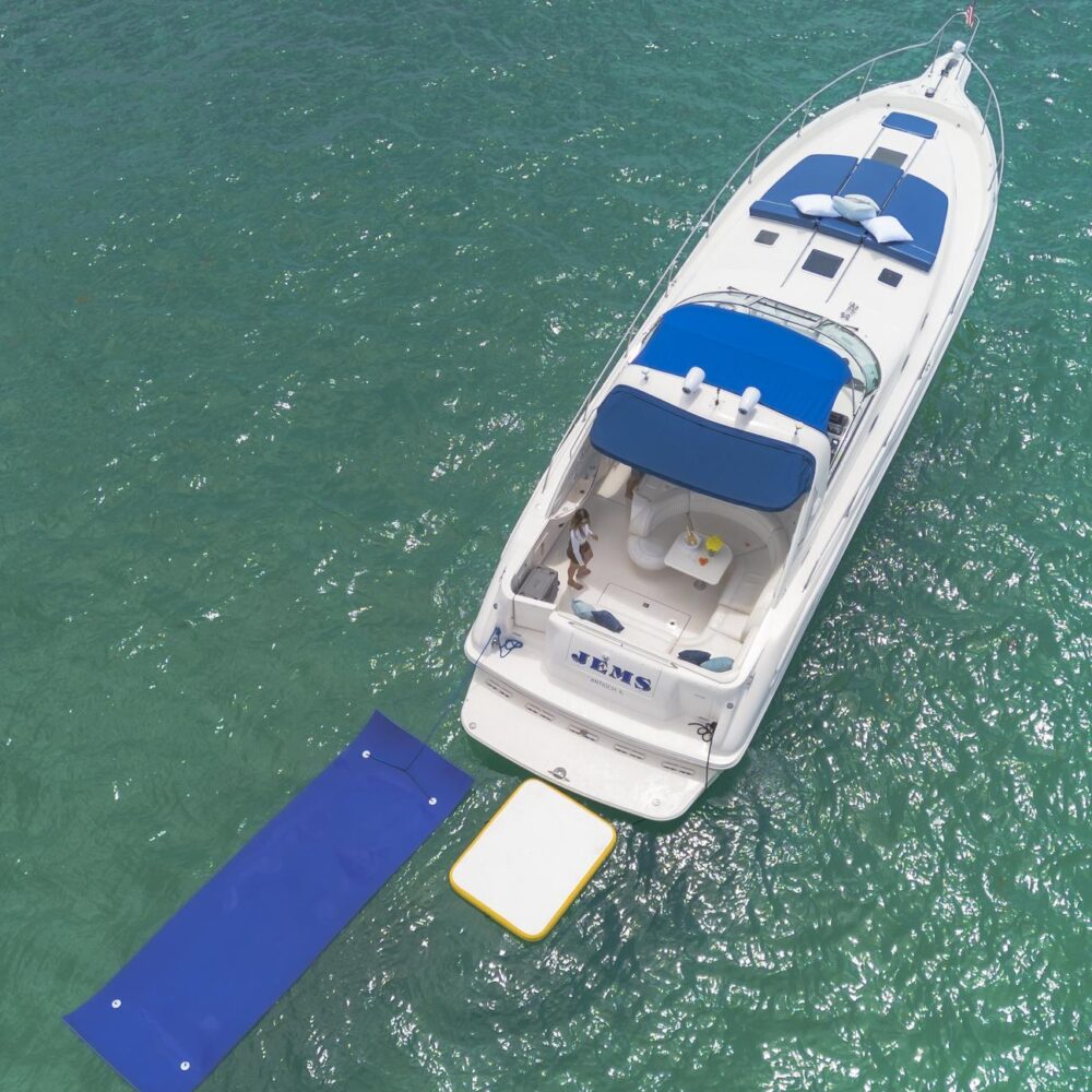 Sea Ray 50' Private Yacht Charter in Miami - Get 1 Hour Free Monday-Thursday - Imagen 19