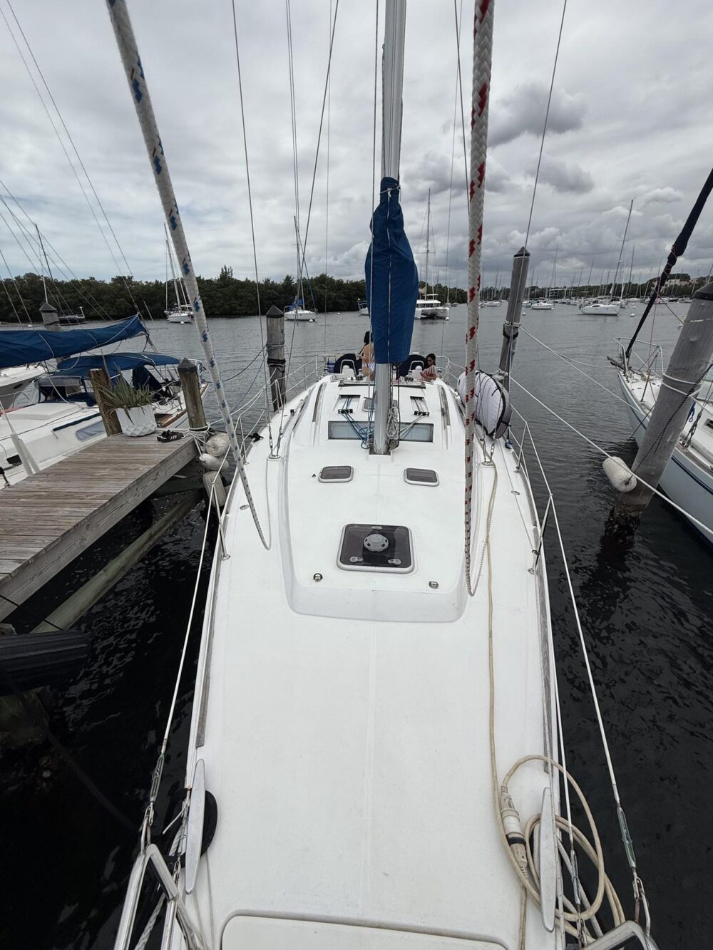 Sail Miami! Beautiful Beneteau 43 Cruising Monohull - Imagen 5
