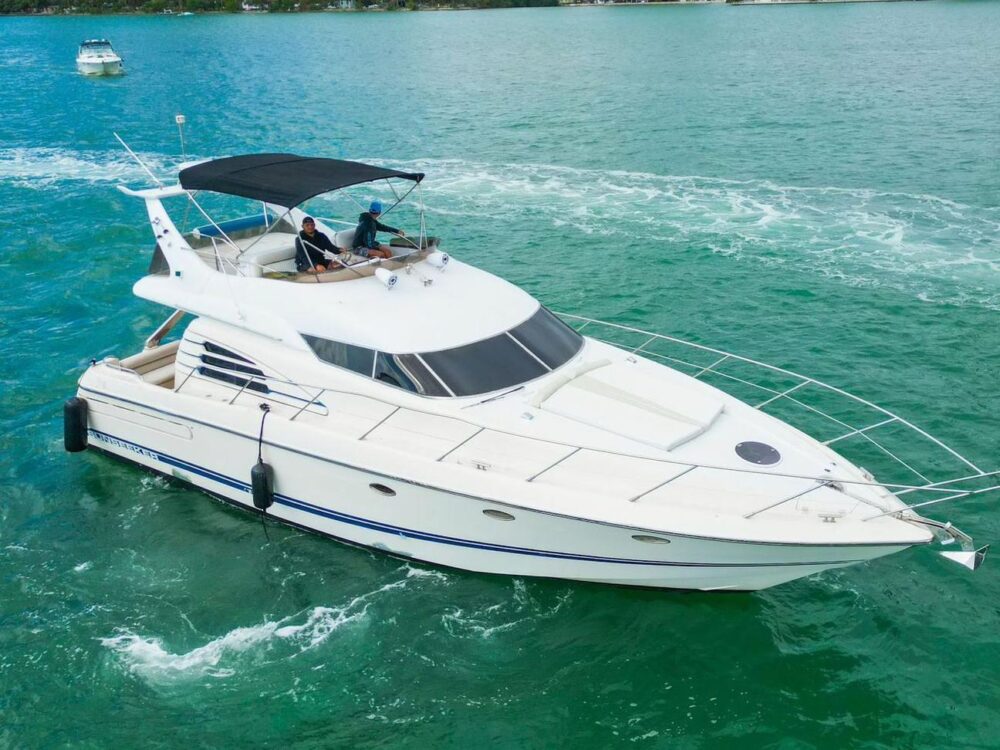 Enjoy Miami In 50FT SUNSEEKER MANHATTAN! - Imagen 30