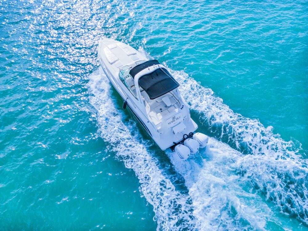 Enjoy your day with with our Formula 40ft Yacht - Up to 13 people in Miami! - Imagen 16