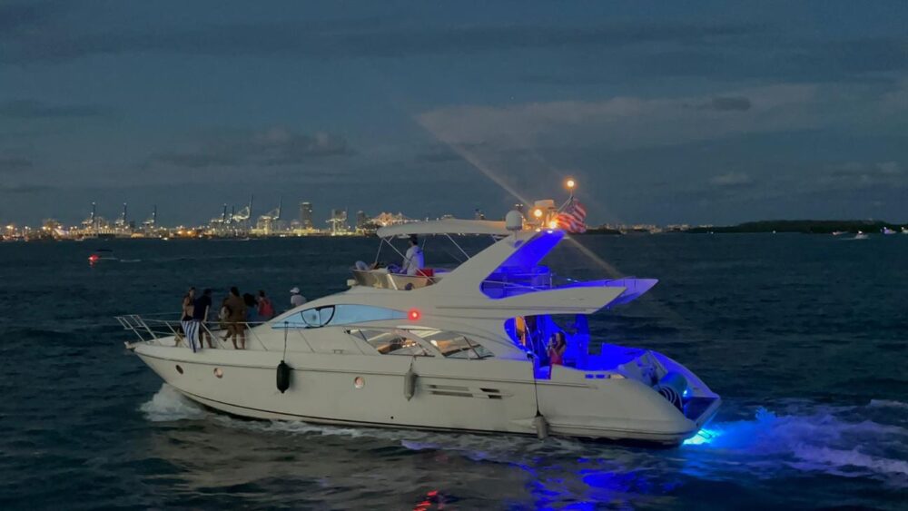 Enjoy Miami Onboard the Viking Flybridge 65ft Yacht! - Image 22