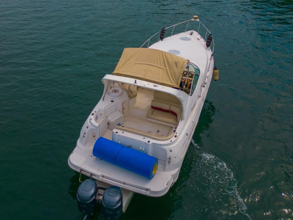 Enjoy 37ft Cruiser Yacht in Miami with discounted price! - Imagen 21