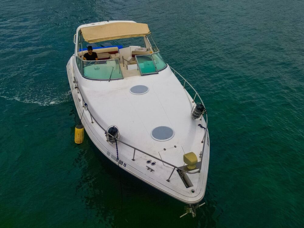 Enjoy 37ft Cruiser Yacht in Miami with discounted price! - Imagen 18